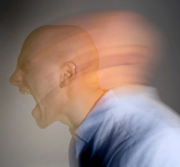 белая горячка лечение, белая горячка помощь, белая горячка после запоя, белая горячка симптомы, как снять белую горячку, первая помощь при белой горячке, последствия белой горячки, признаки белой горячки, сколько длится белая, горячка, что делать при белой горячке